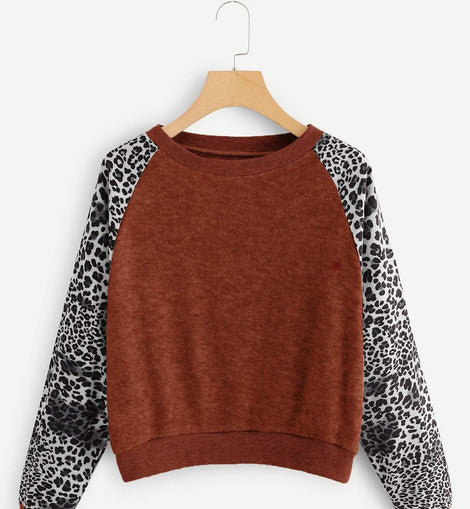 Contrast Leopard Print Sweatshirt