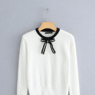 Bow Front Contrast Trim Fuzzy Jumper